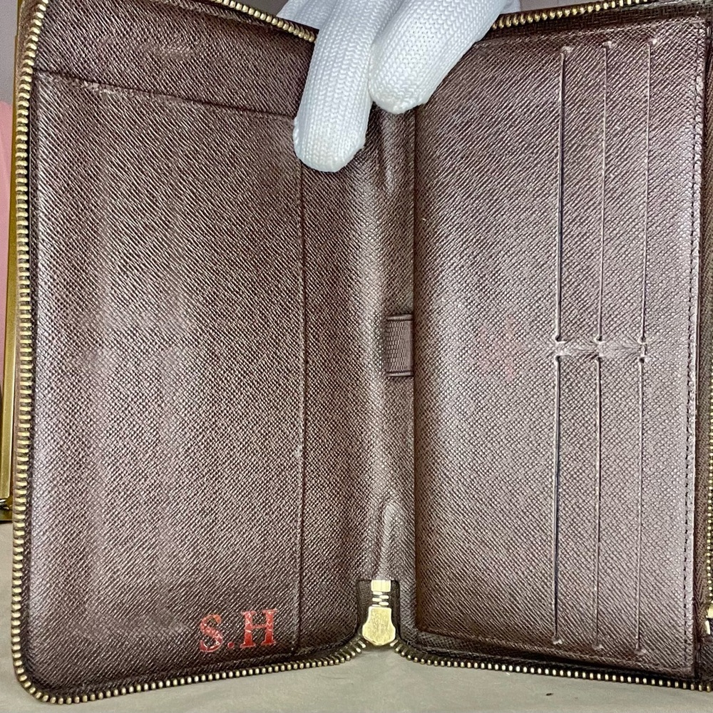 Luis Vuitton Damier zip wallet - Picture 5 of 13